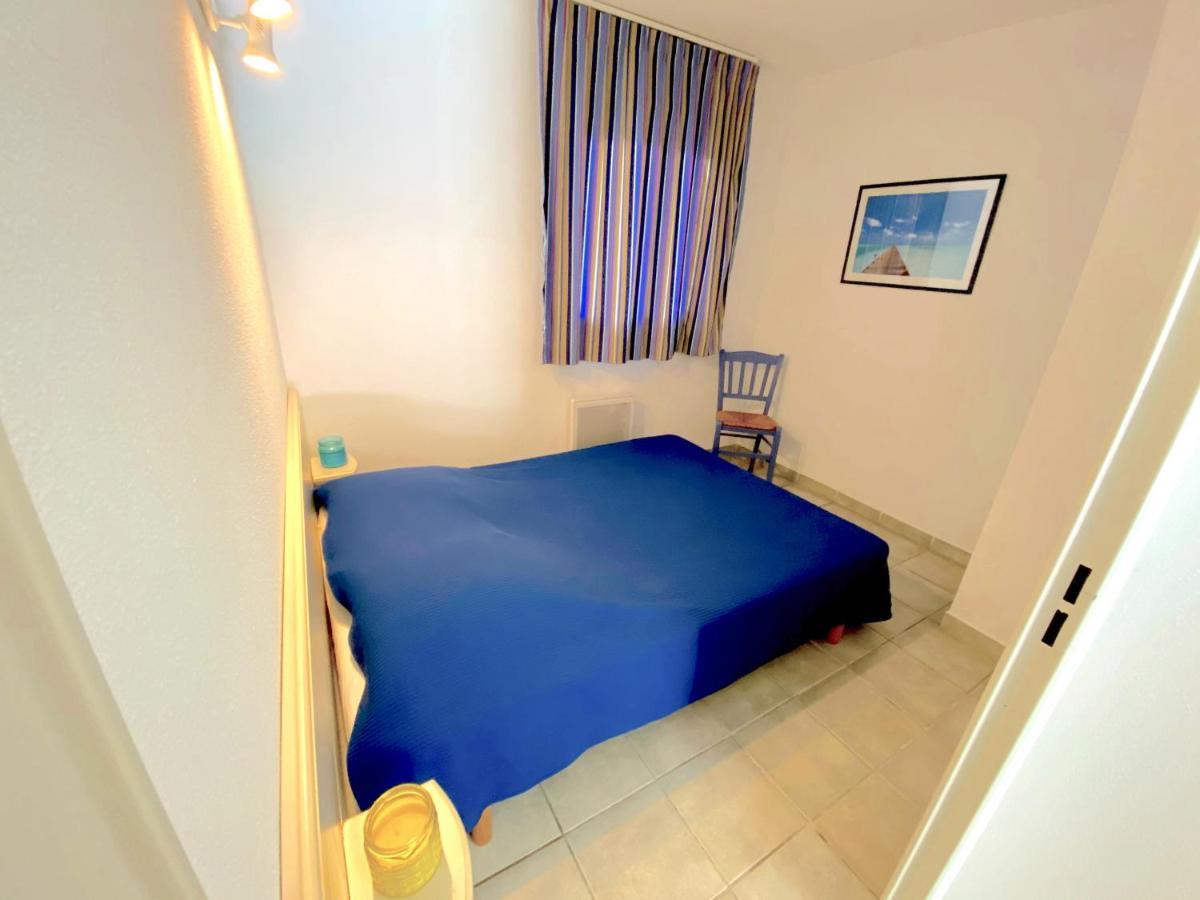 Appartement Avec Piscine A 5Min De La Plage Санари-сюр-Мер Екстериор снимка